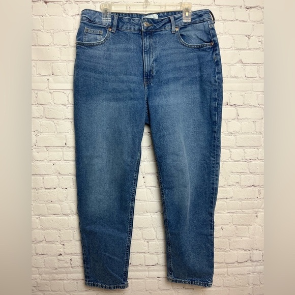 H&M Ankle Length High Rise Mom Jeans - Picture 1 of 13